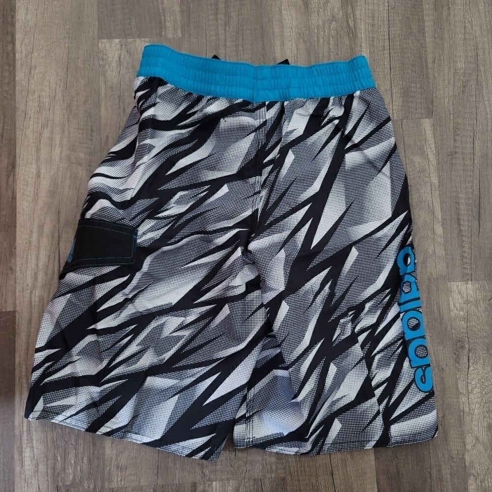 Adidas boys swim trunks size small - Picture 5 of 6
